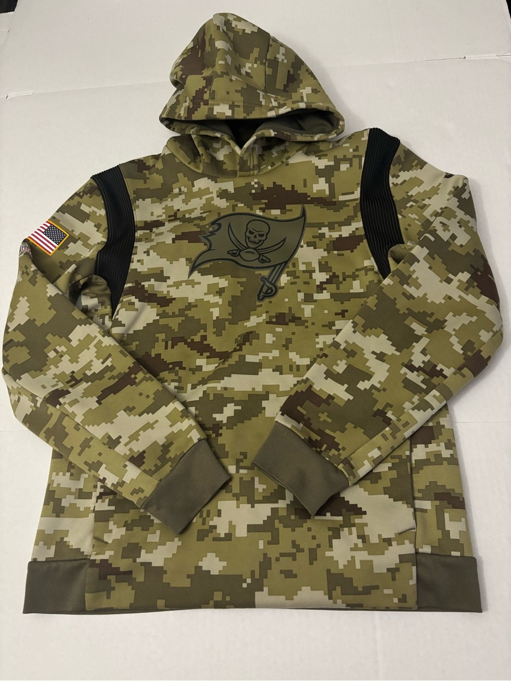 Nike Youth Tampa Bay Buccaneers Hoodie Digi Camo NFL  Size XL(18-20)